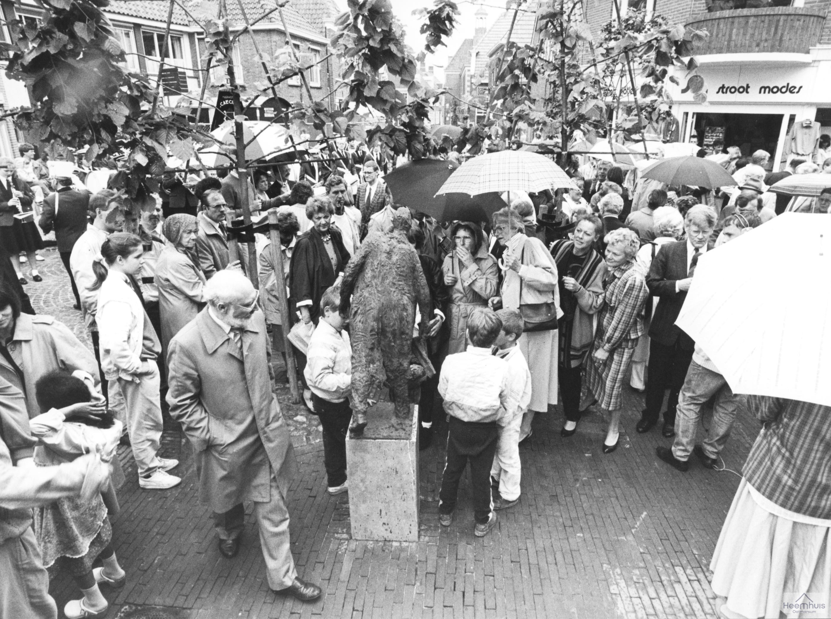 Onthulling van standbeeld “De nachtwacht”