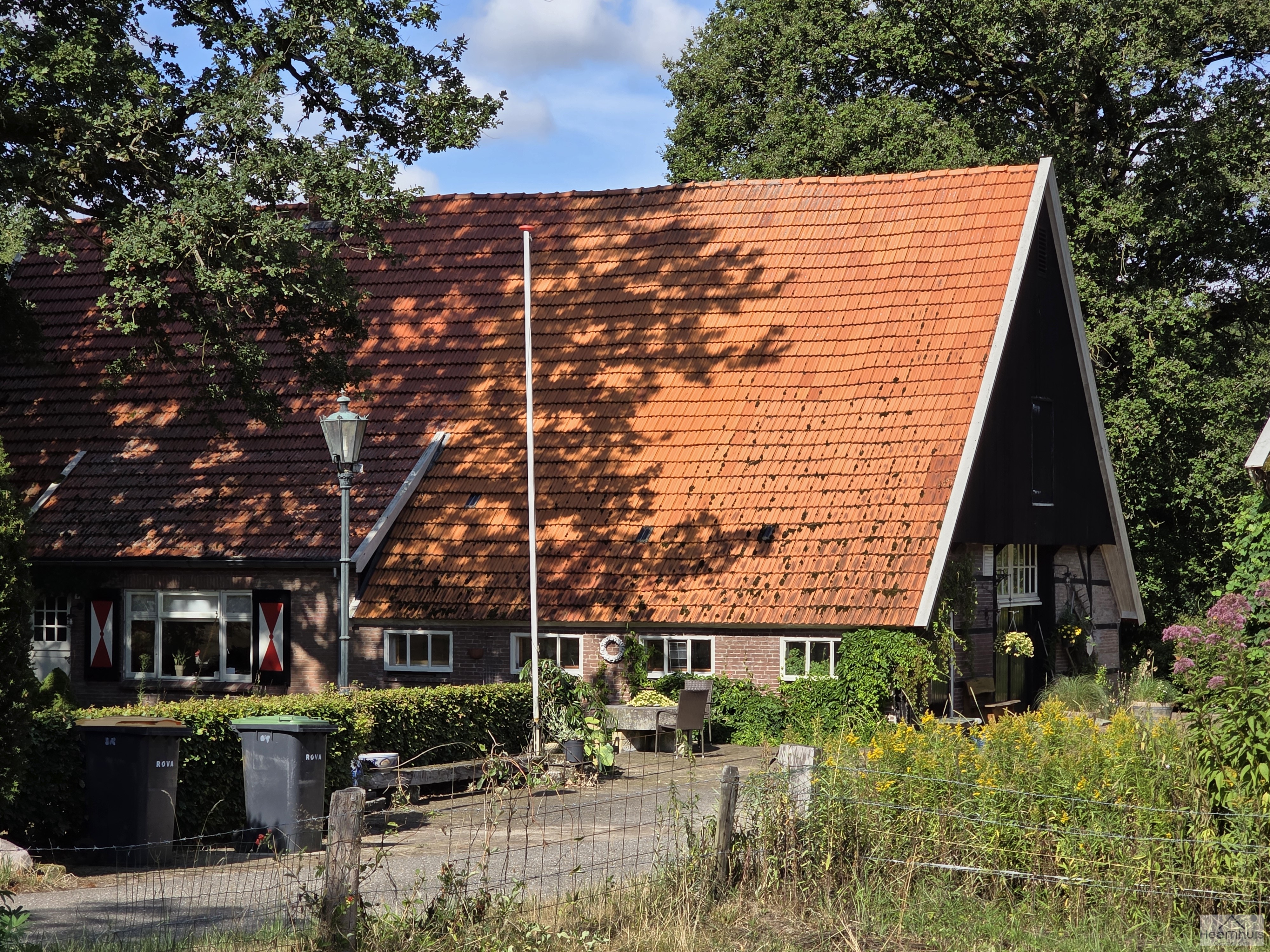 Slenkteweg 1, Nutter