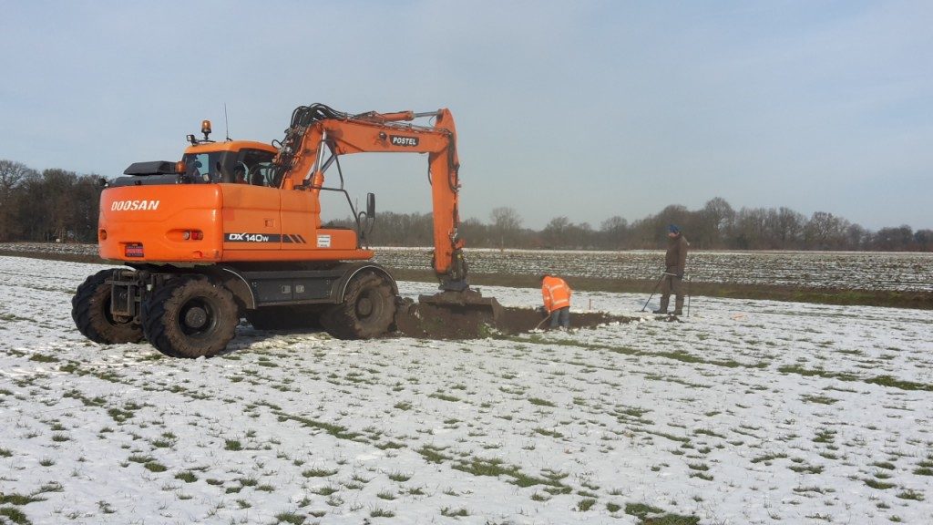 Werkgroep Archeologie assisteert bij vooronderzoek Dusinksweg