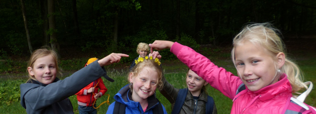 Jeugdnatuurclub met een ‘Koningin’ van het Springendal