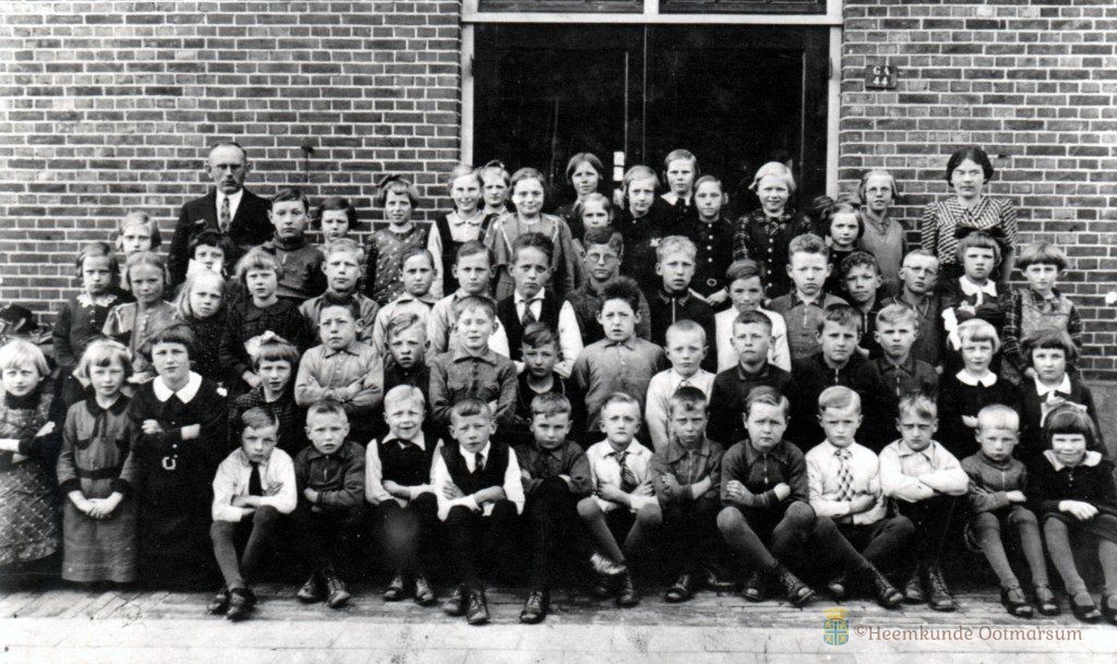 Schoolfoto Agelo eind jaren '30