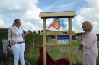 Onthulling gedenkteken Chris Ploeg