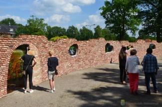 Opening muur Kuiperberg