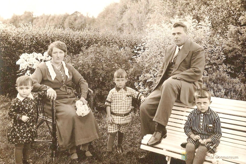 Familie Pikkemaat-Beene Lattrop ca. 1936