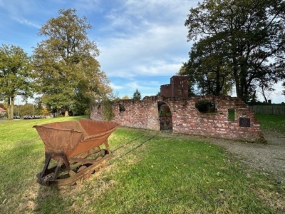 kipper en muur